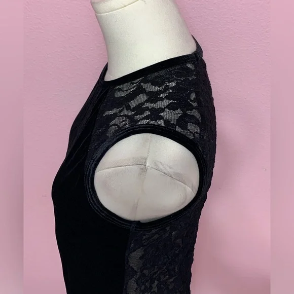 VTG Y2k Black Velvet & Lace Tank Top - S - Picture 5 of 6